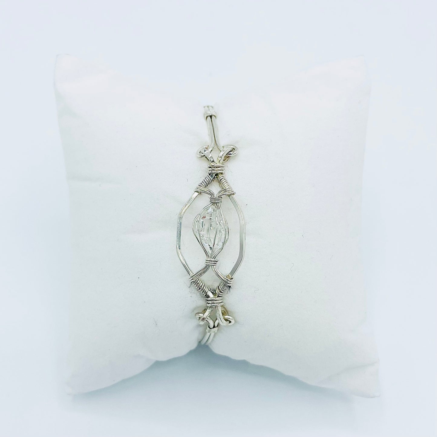 Herkimer Diamond 2.15 Carat, Grade A
Argentium Silver Bracelet
Mind in New York